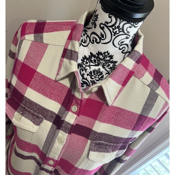 Patagonia Organic Cotton Sz 8 Button Down Shirt Pink Purple Plaid Preppy Comfy - Picture 2 of 12